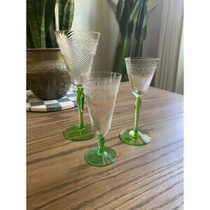 Vintage Tiffin Franciscan Hand Blown Swirl Optic Stemmed Uranium Glass Set